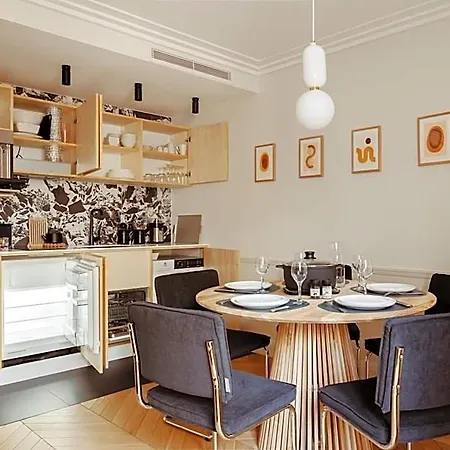 Apartmanhotel My Maison In - Champ De Mars 4*